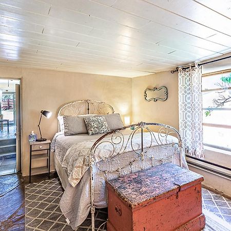 Pet Friendly Pinon Heaven Bed & Breakfast Canada de los Alamos Luaran gambar